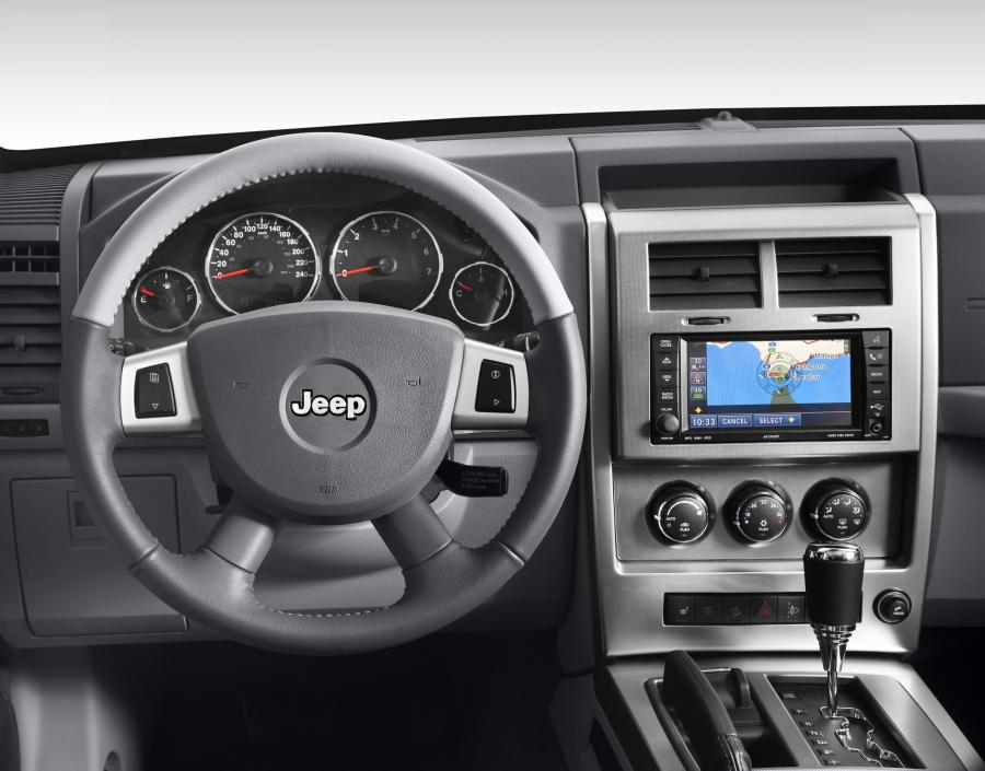  Jeep Cherokee 2008 года  (фото 13 из 161)